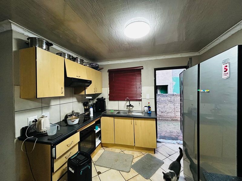 Charming 3-bedroom home - Photo 6