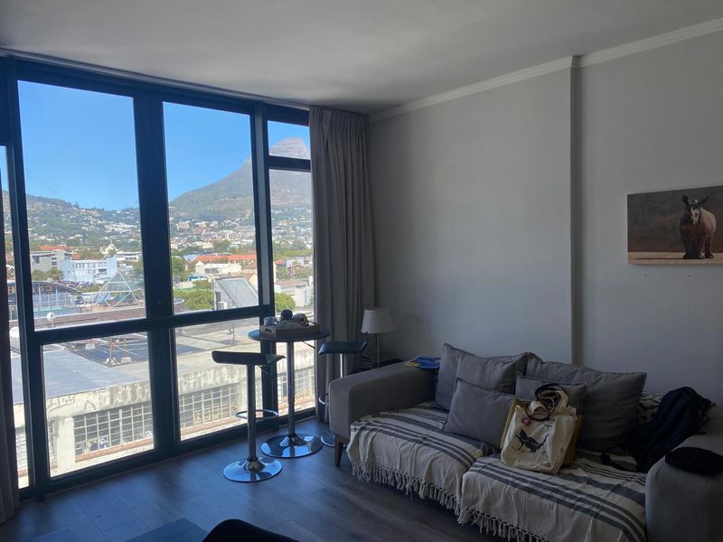 Executive Large One Bedroom Apartment - Furnished - Photo 8