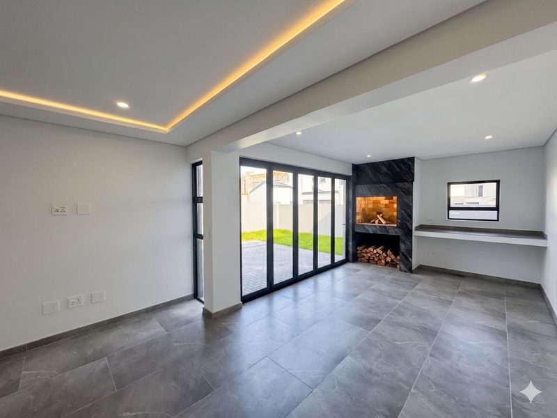 Brand new modern family home - Photo 8