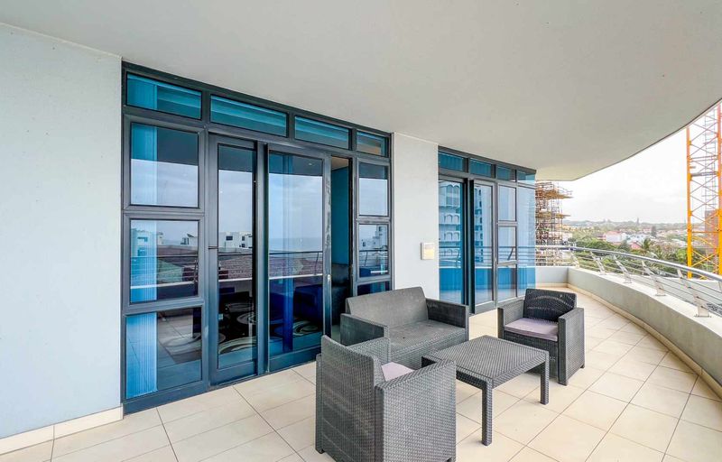 3 BEDROOM | 3 BATHROOM APARTMENT