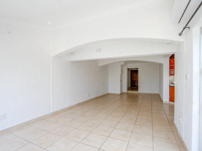 Beachfront Bliss Awaits - Photo 9