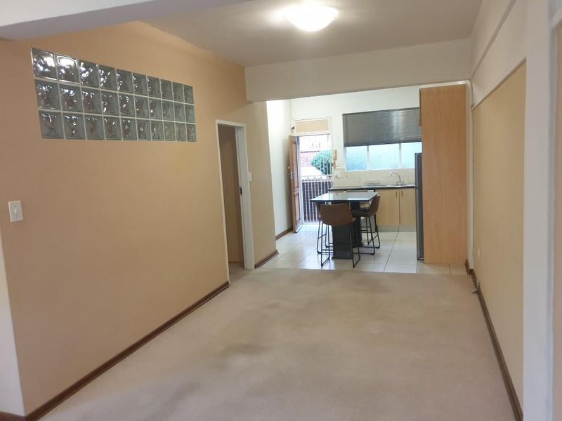 1 BEDROOM APARTMENT FOR SALE IN ROSEBANK - Photo 2