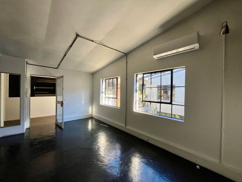 Open-Plan Commercial Space Available for Sale or Rent - Photo 6