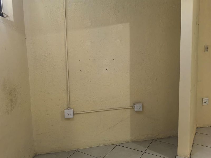 One-Bedroom Rental in Bayview, Chatsworth - Practical Living - Photo 7