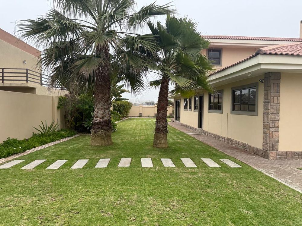 Side of the house with garden