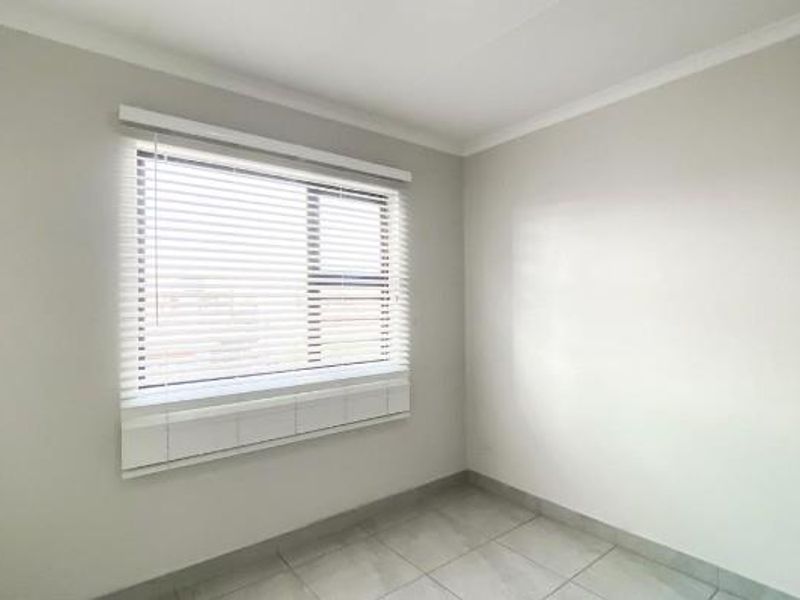 Modern Living at Its Finest - Photo 10