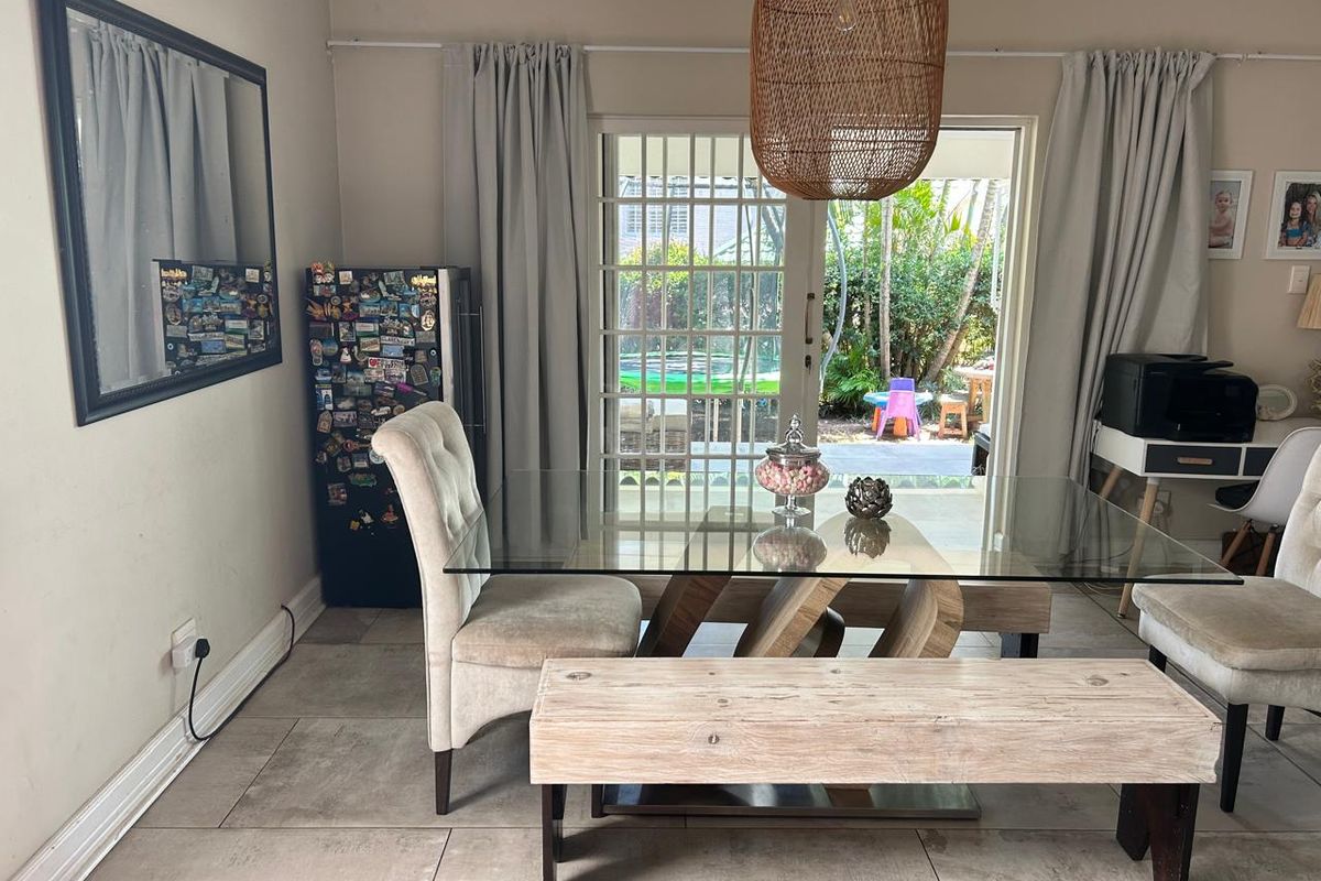 Exceptional 4-Bed Golf Estate Townhouse - Photo 5