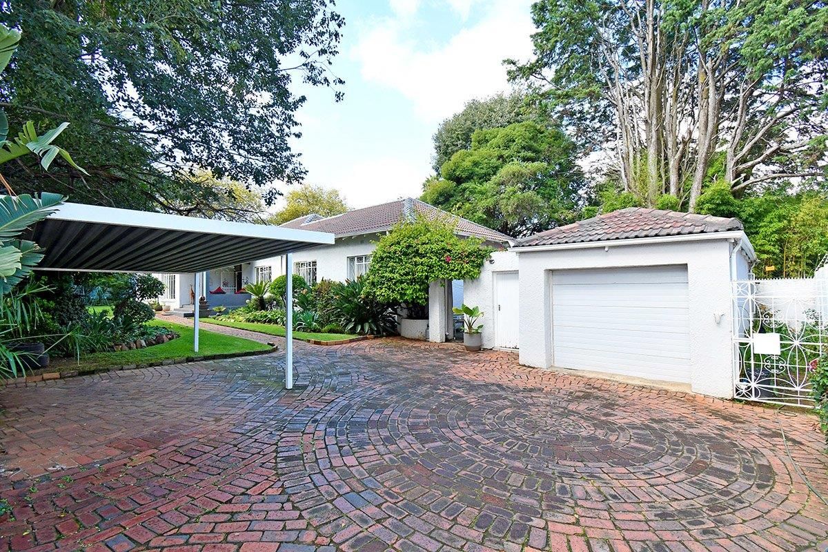 Spacious Family Home Near Sydenham Highlands North Synagogue - Photo 4