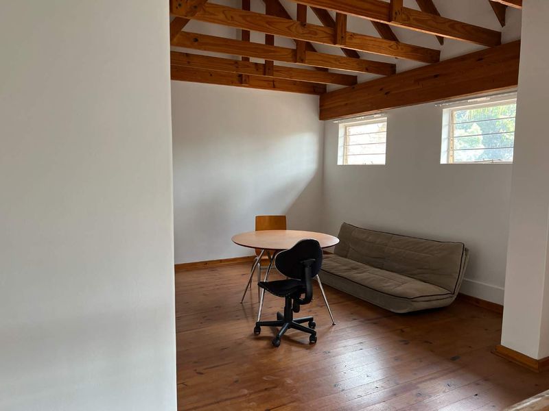 FURNISHED ATTRACTIVE AND SPACIOUS PROPERTY WITHIN A SECURE COMPLEX - Photo 9