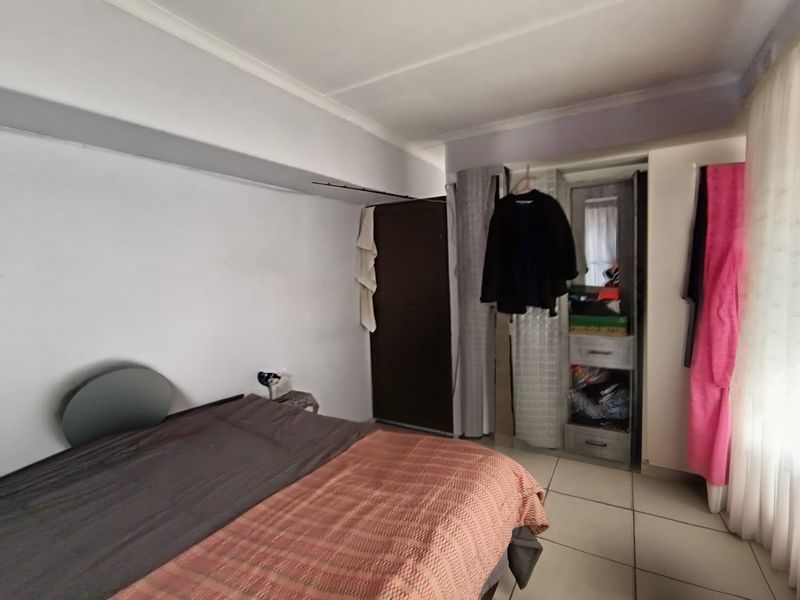 Convenient Location • Generous Space • Income Potential • Great Investment Opportunity - Photo 5