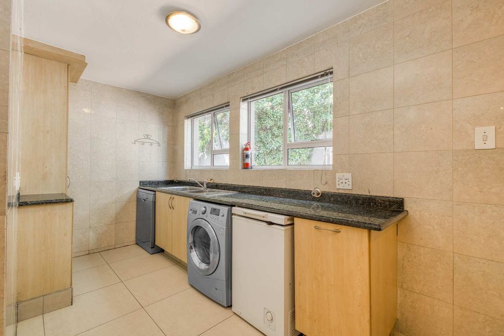 Separate scullery