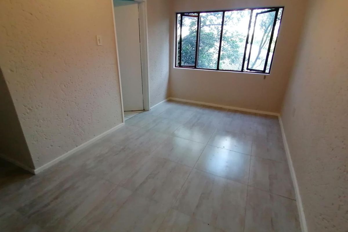 A CHARMING ONE BEDROOM APARTMENT - Photo 5