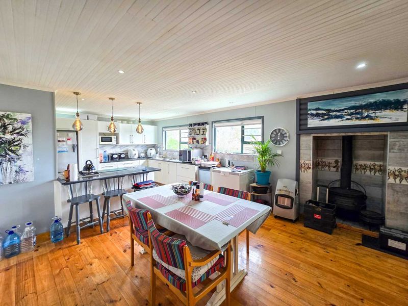 Family home with river view for sale in Stilbaai-Wes. - Photo 6