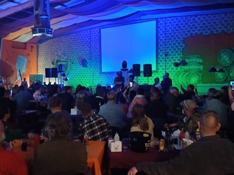 BUSINESS INCLUDE BAR AND RESTAURANT AND SLOT MACHINES.ENDLESS POTENTIAL. REED BELOW. - Photo 4