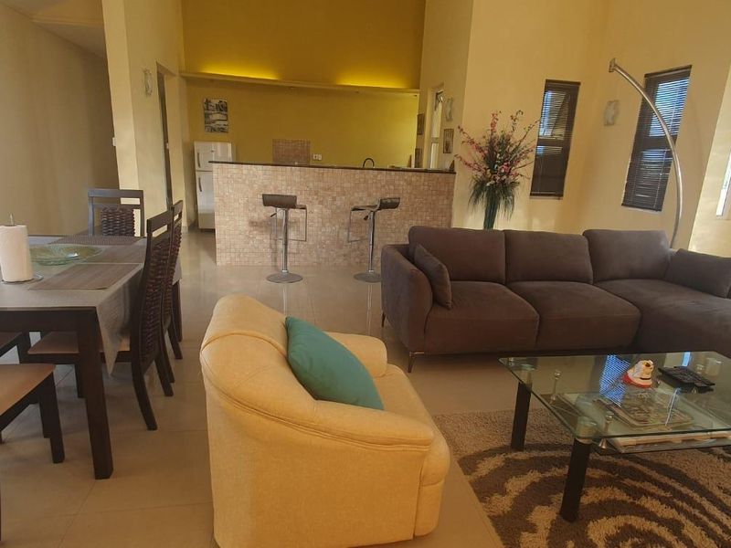 Cosy Family Penthouse for long term living in front of Pereybere Beach - Photo 1