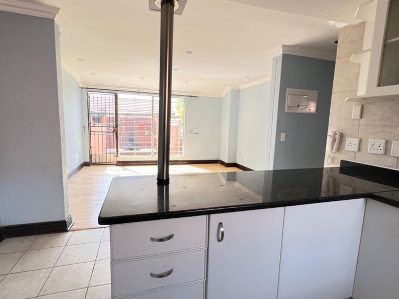 Rent-to-Own Serene Oasis with Manicured Garden Views" - Photo 7