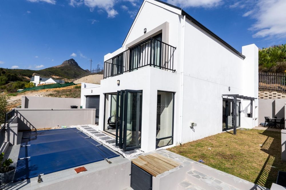 Property #2501663, House For Sale in La Roche
