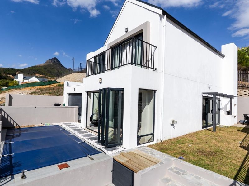 4 Bedroom house - Photo 1