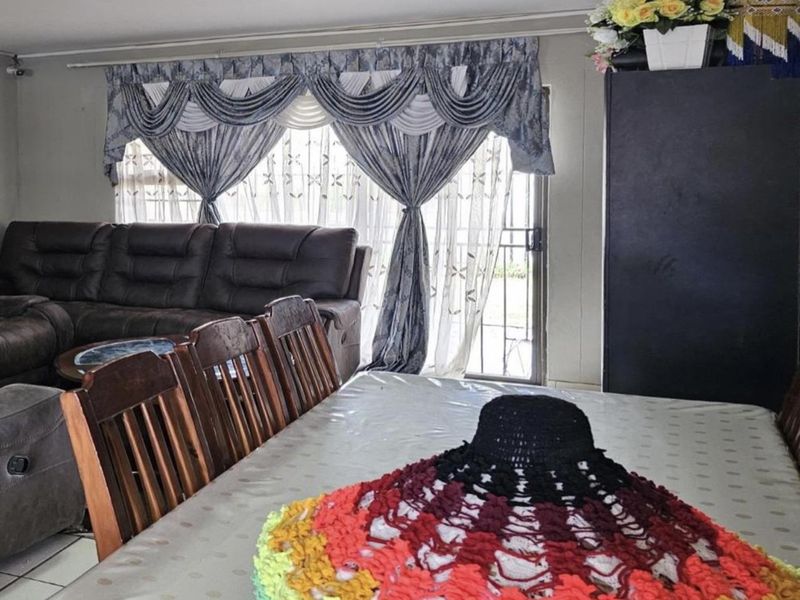 More than an apartment- it's a home. - Photo 3