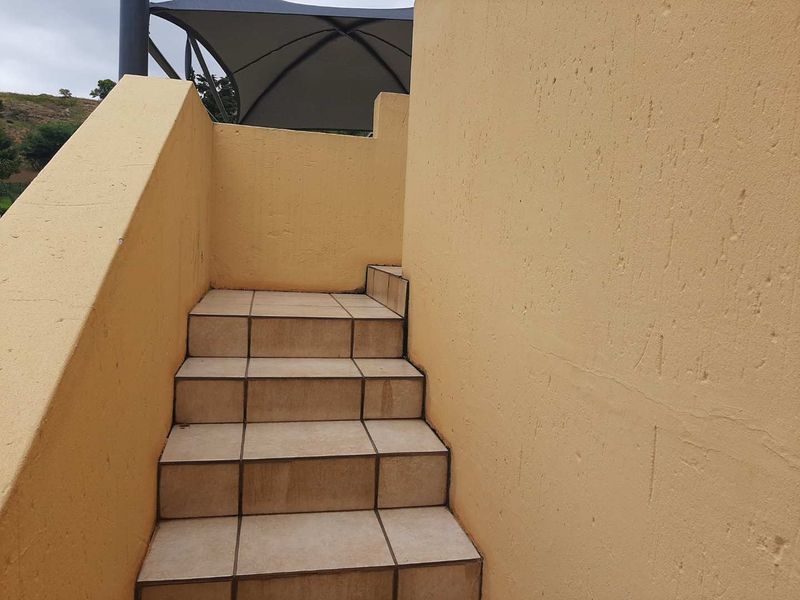 3 Bedroom Townhouse at Oakdene R1 350 000.00 - Photo 3