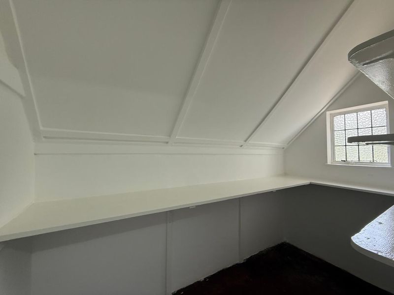 Prime Office Space Available – All-Inclusive Amenities - Photo 6