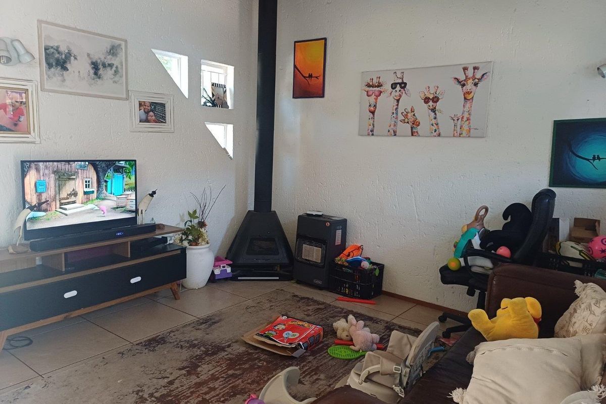 Spacious Simplex Townhouse with Pool & Entertainer’s Patio - Photo 4