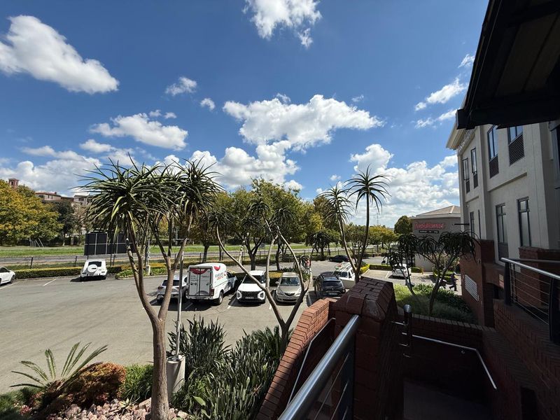 Prime Office Space Available for Lease in Pineslopes - 1489m2 - Photo 3