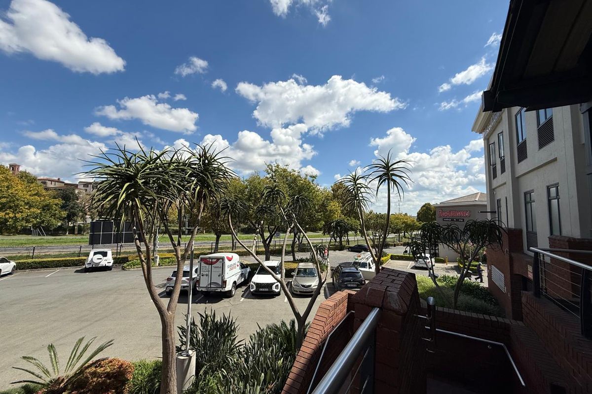 Prime Office Space Available for Lease in Pineslopes - 1489m2 - Photo 3