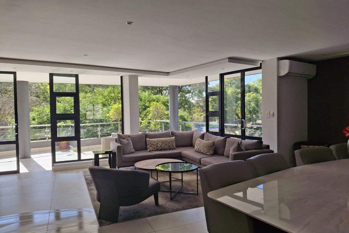 AN EXQUISITE THREE BEDROOM FURNISHED APARTMENT - Photo 4