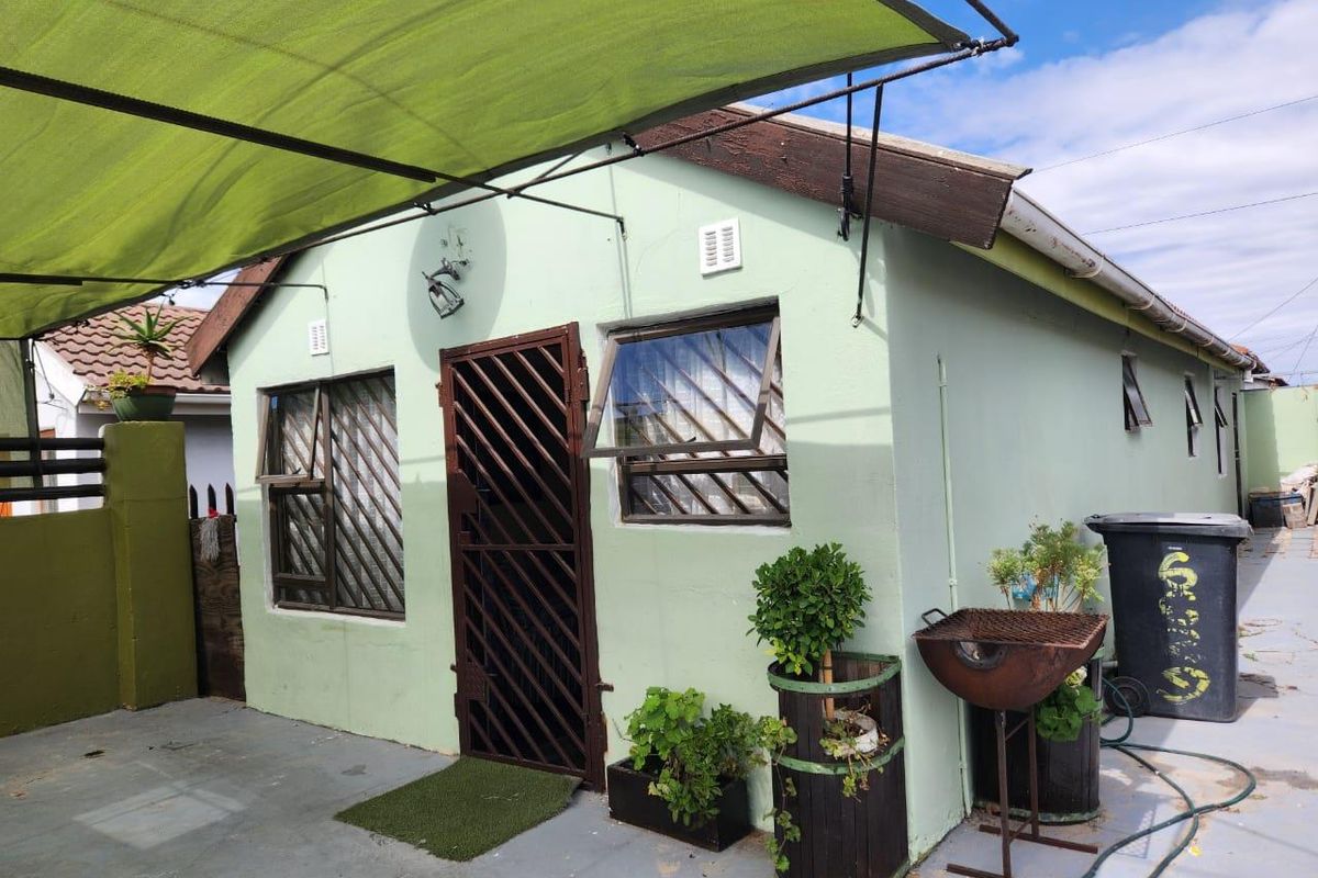 Charming 3-Bedroom Home with Modern Amenities - Photo 5