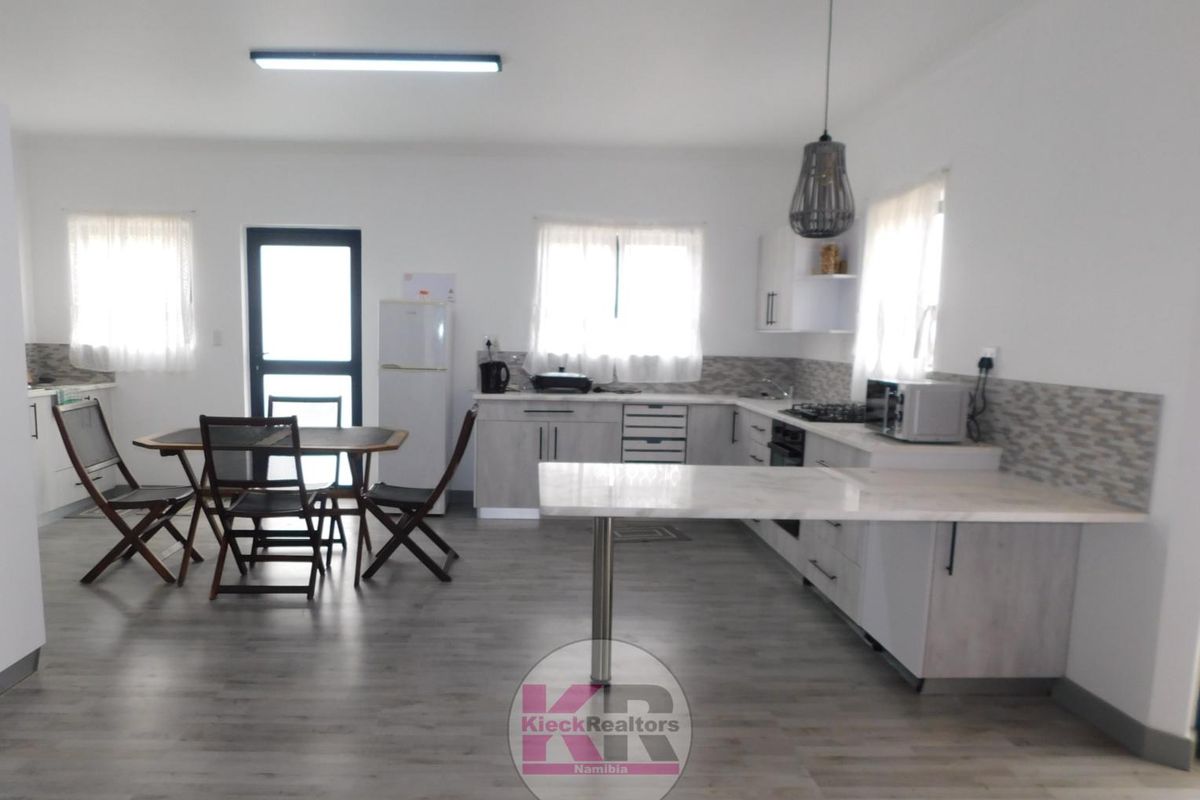 **Charming 3-Bedroom House for Sale in Henties Bay** - Photo 4
