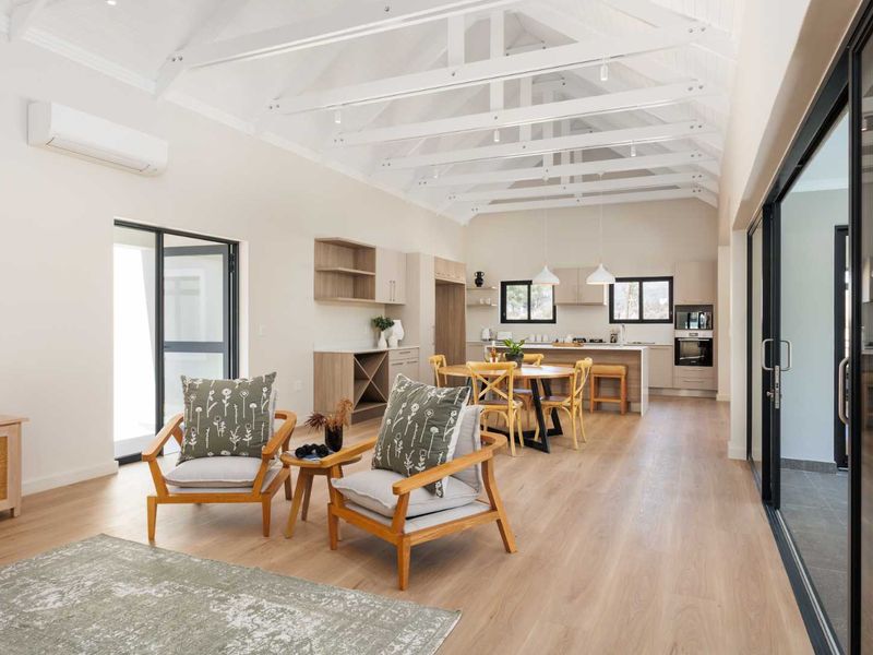 Retirement unit for over 65's  - Sophisticated Retirement Living in a Three-Bedroom Home at Val de Vie Evergreen - Photo 1