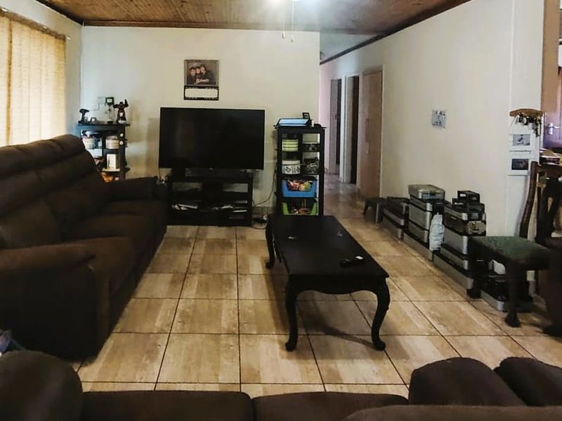 Spacious Living Meets Affordability - Photo 4