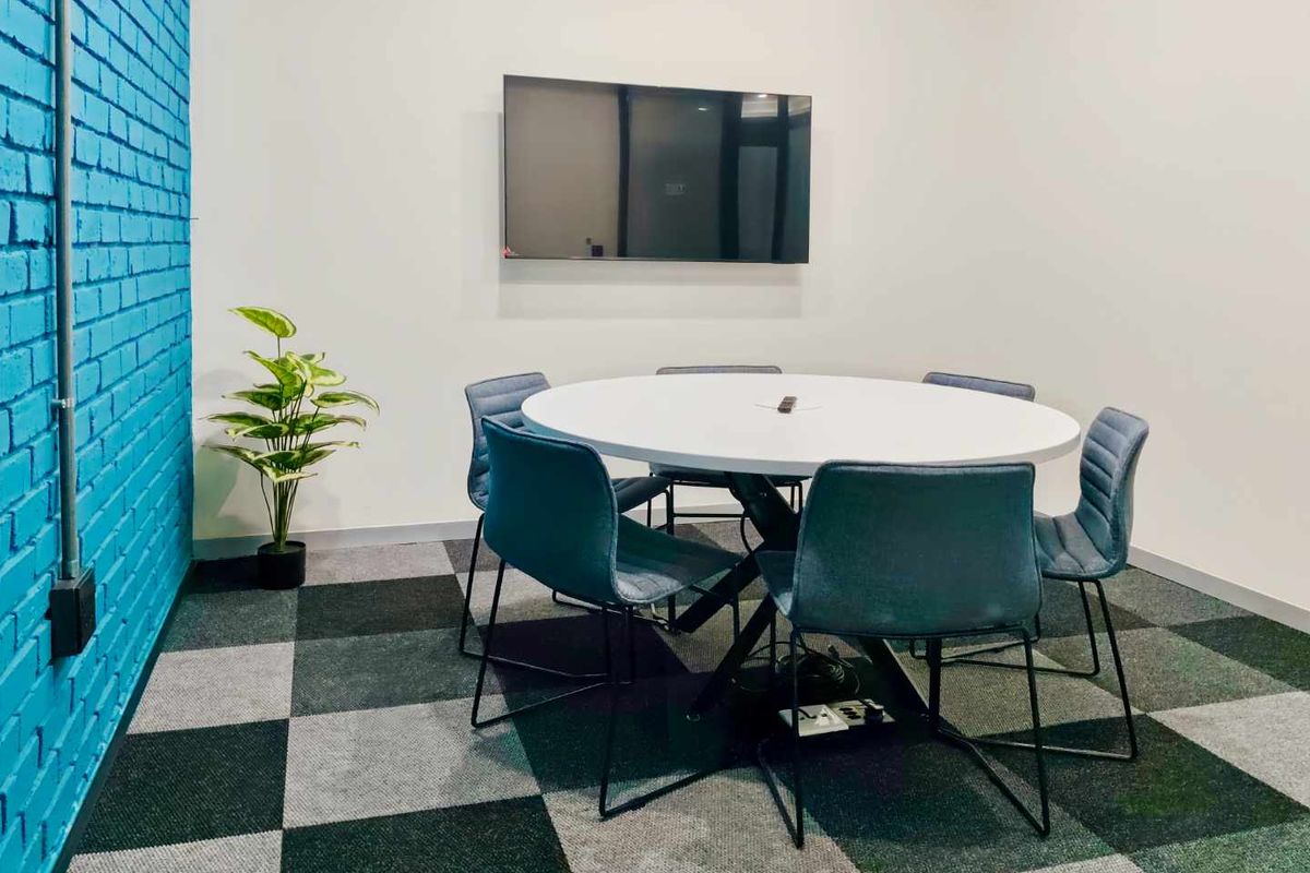 Discover many ways to work your way in Regus Beethoven St - Photo 5