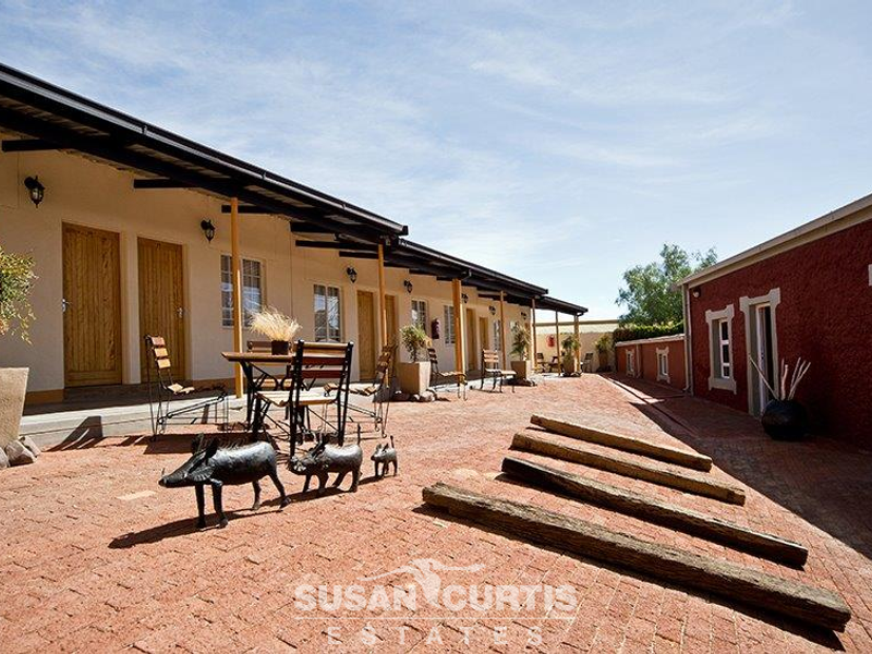 Hotel in the South of Beautiful Namibia - Photo 10