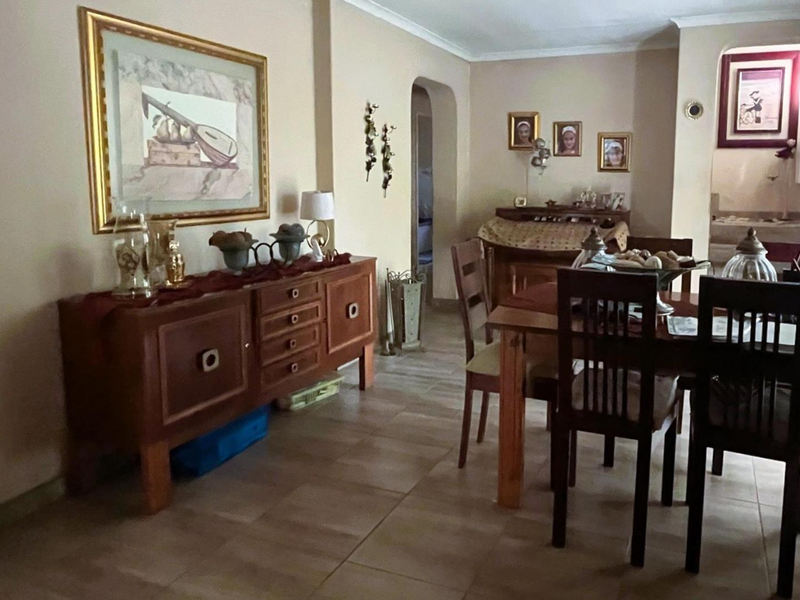 Charming 4 Bedroom Home Bursting with Potential – Elandspark - Photo 7