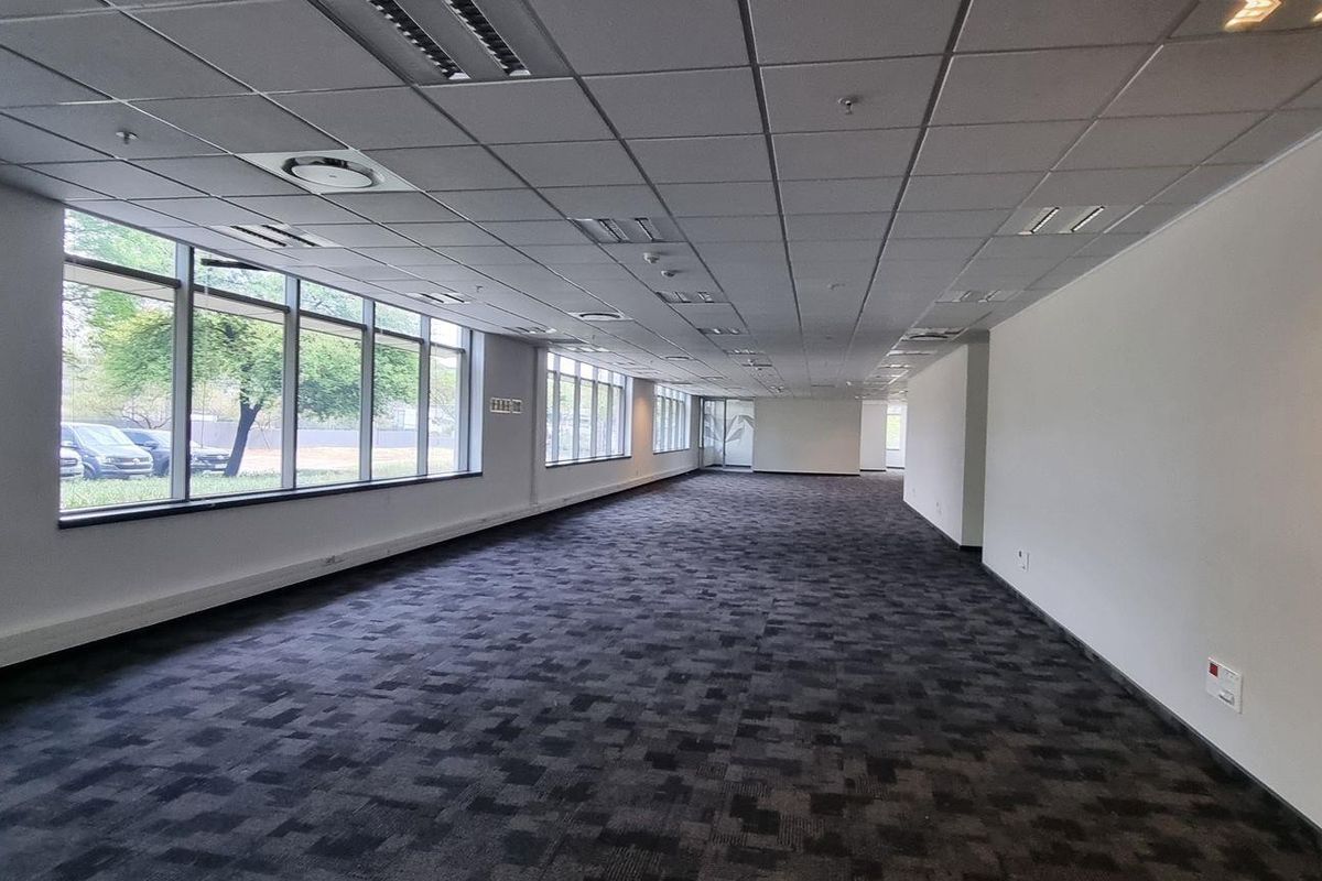 4 542m2 Waterfall City Midrand Office Block For Sale - Photo 5