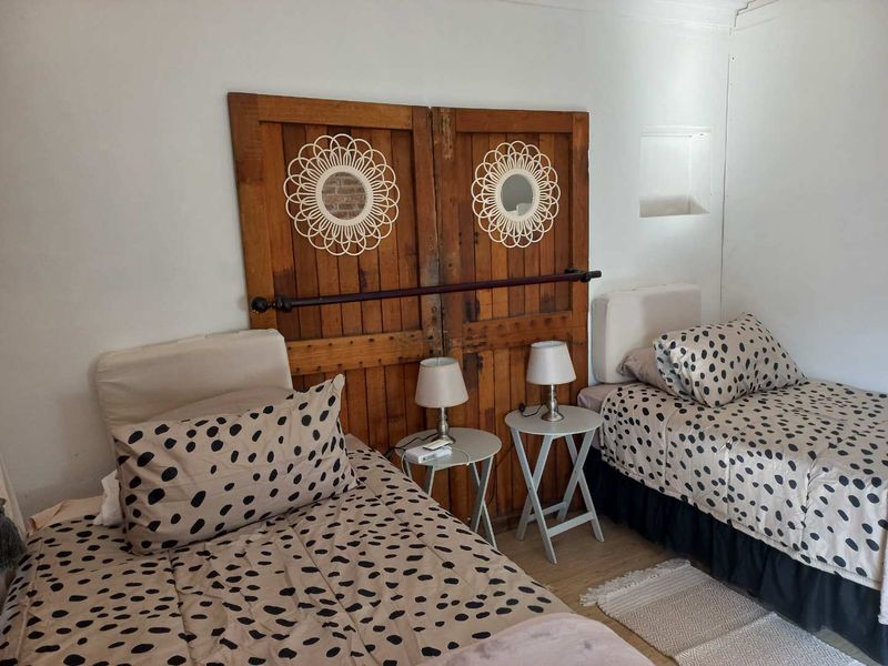 Affordability In The Heart Of Dealesville With Lots Of Extra's. - Photo 3