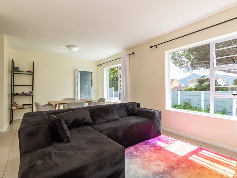 4-Bedroom Maisonette for Sale in the Heart of Sun Valley - Photo 7