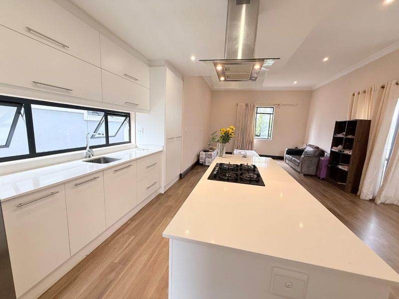 Spacious Serenity: Your Perfect Family Sanctuary Awaits! - Photo 9