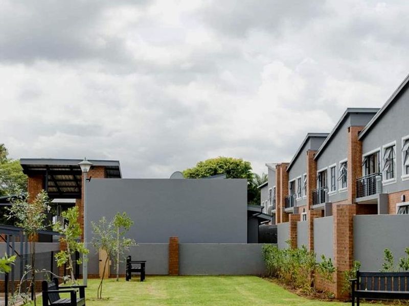 When Luxury meets Affordability!!! - Photo 10