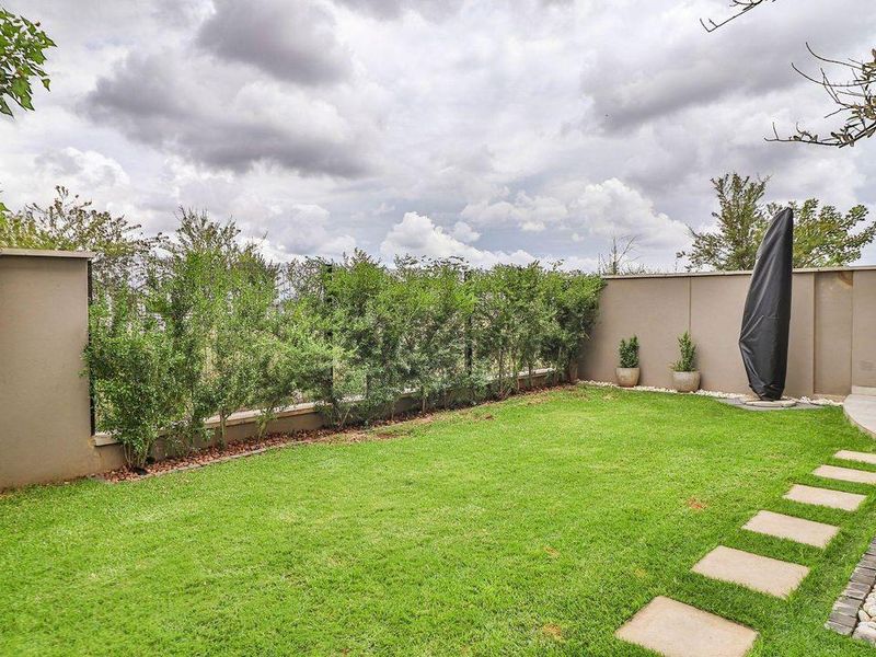 Luxury 3-Bedroom Ground Floor Apartment with Private Garden in Munyaka Lifestyle Estate - Photo 3
