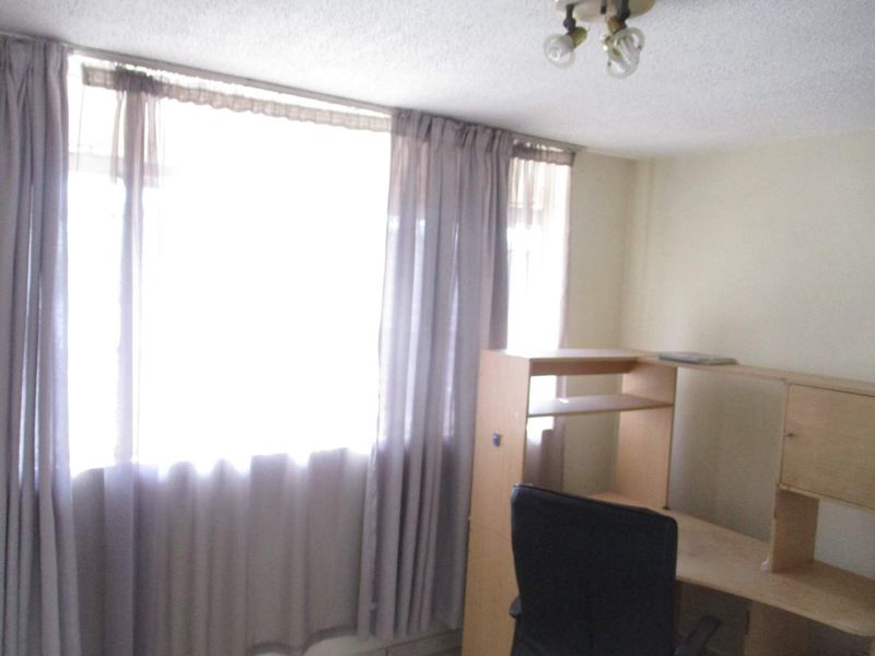 ROOM to rent - Photo 7