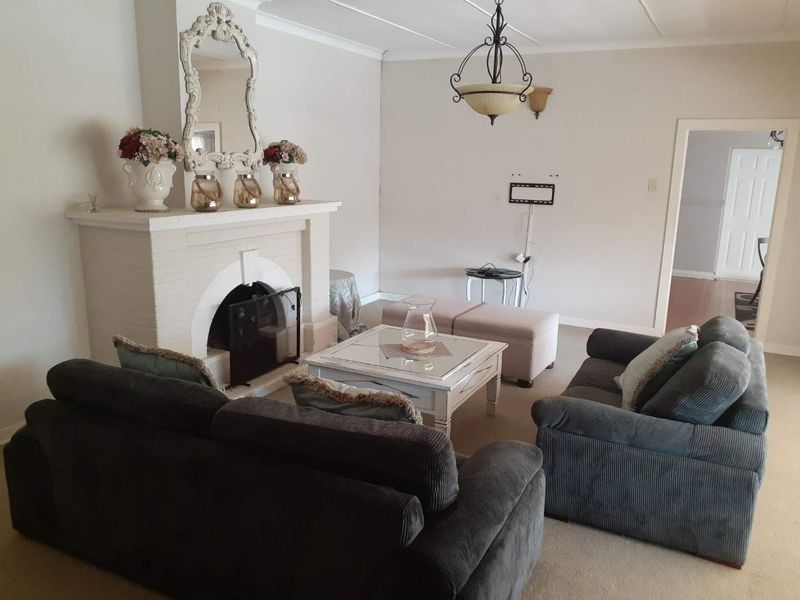 🌟 Luxurious 5-Bedroom Family Home with Flatlet to Rent – Space, Comfort & Elegance 🌟 - Photo 7