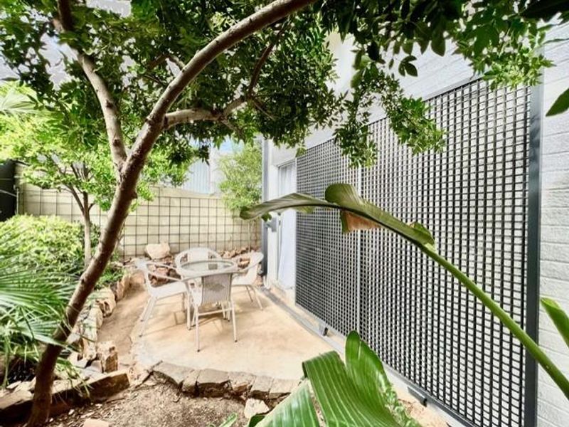 3 Bedroom House To Let in Klein Windhoek - Photo 8