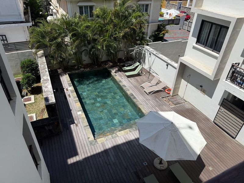 Island Living Made Easy - Photo 2