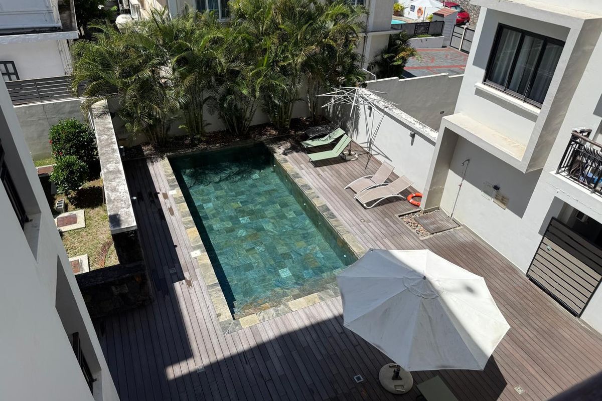 Island Living Made Easy - Photo 2