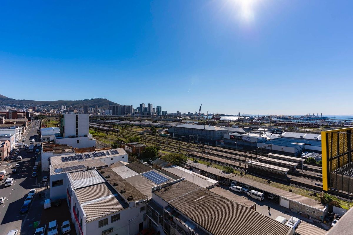 Designer Penthouse & Exceptional Investment Returns (Never Seen Before ROI) - Photo 4