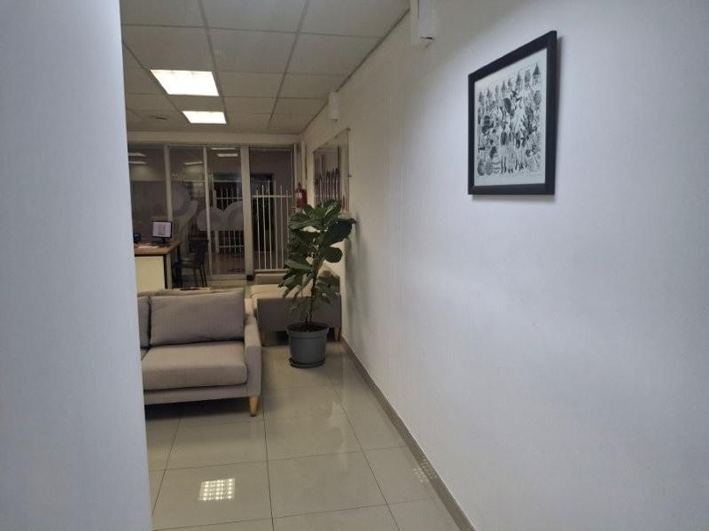 OFFICE / SHOP TO LET - SOUTHERN INDUSTRIAL - Photo 5