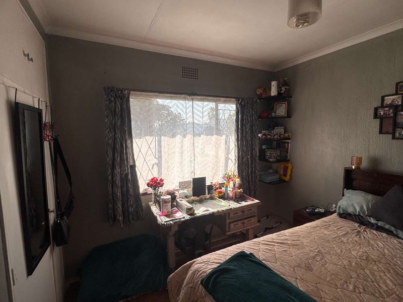Lovely Family Home for Sale with Solar - Photo 6